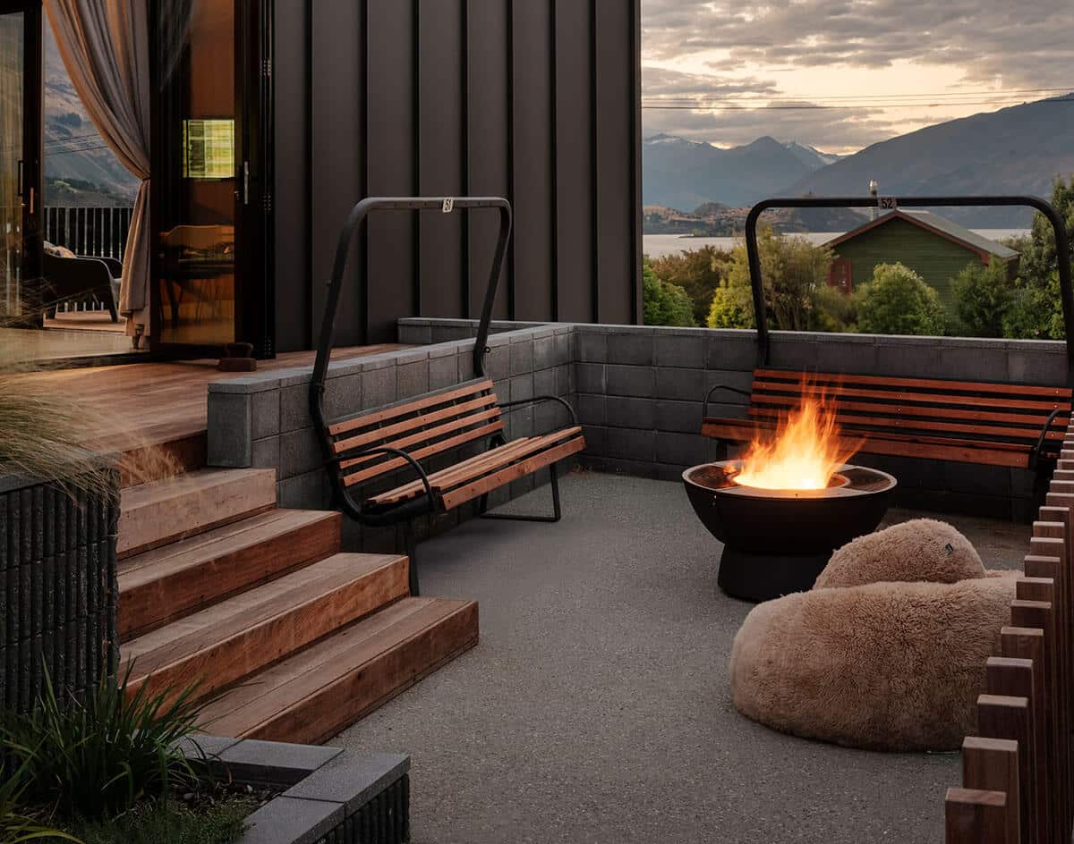 PeterFell-Central-Wanaka-by-Hyndman-Taylor-PFL-677-PATIO-1200wide