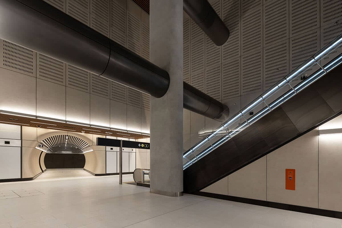 PeterFell-City_Rail_Link-WALL-FLOOR-COMMERCIAL-PFL_White_Cement-02-1200wide