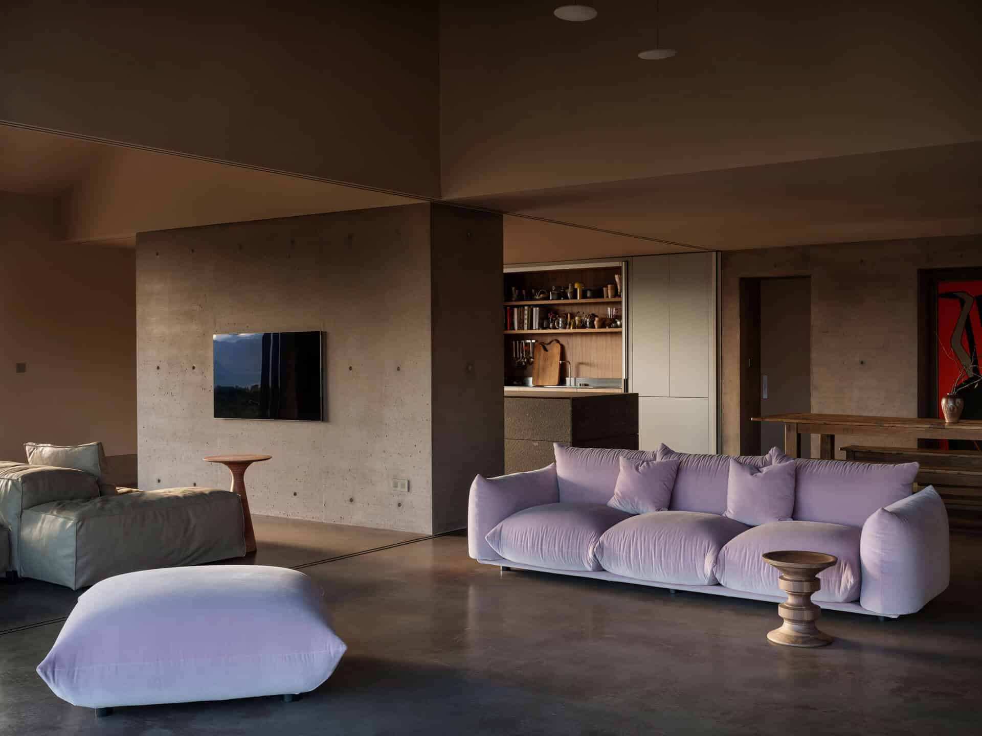 PeterFell-Openfield-House-Samuel-Hartnett-PFL819-FLOOR-WALL