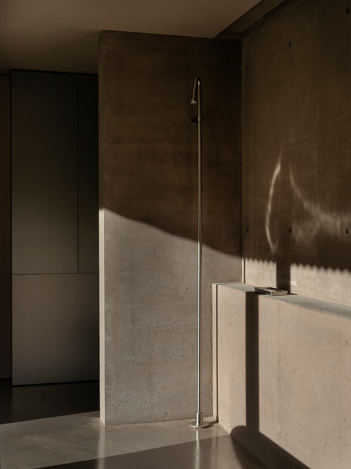 PeterFell-Silent-Intentsity-02