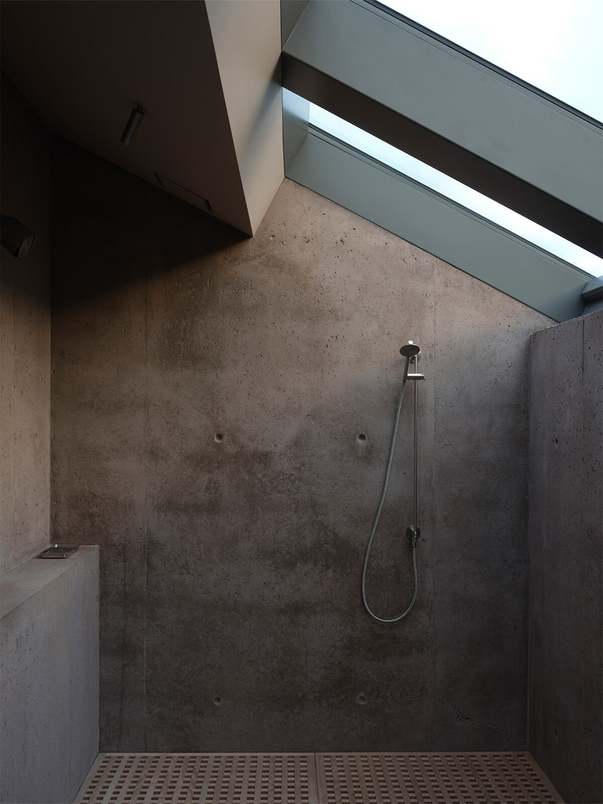 PeterFell-Silent-Intentsity-03