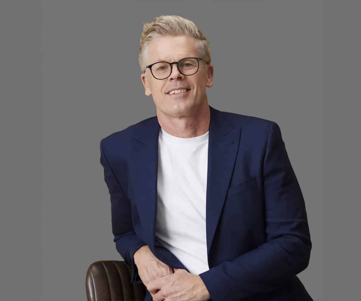 PeterFell-Staff-picture-Matthew-Collie-1200x1000