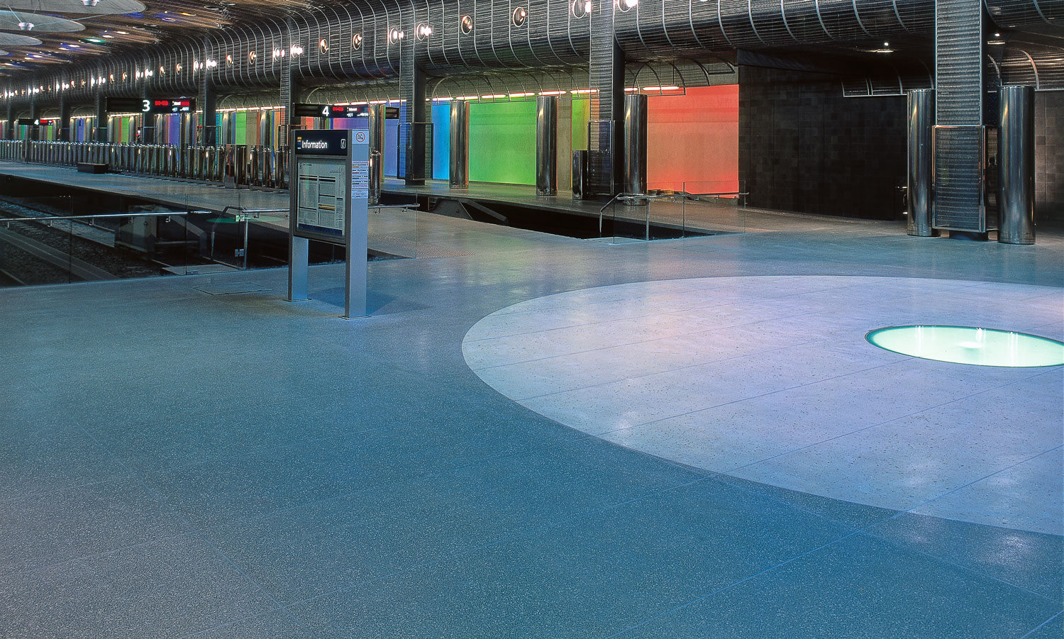 c2 commercial polished concrete floor in Britomart train station